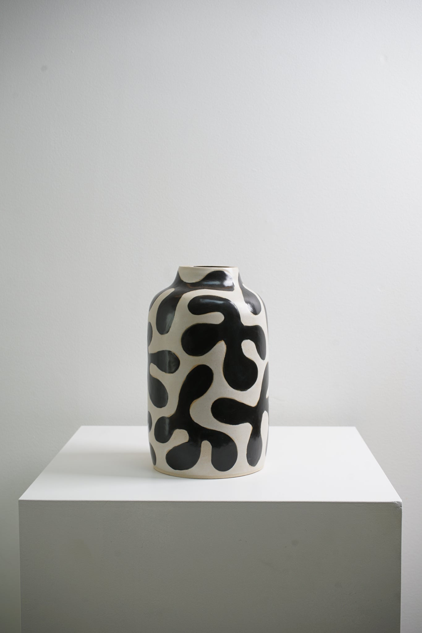 Matisse Vase - Large, Grey & Black