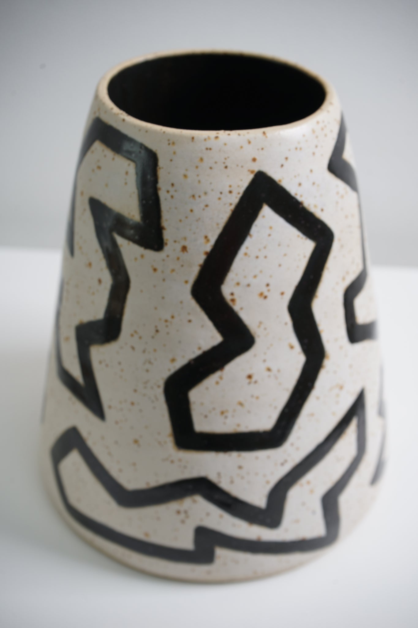 Matisse Vase - Speckled