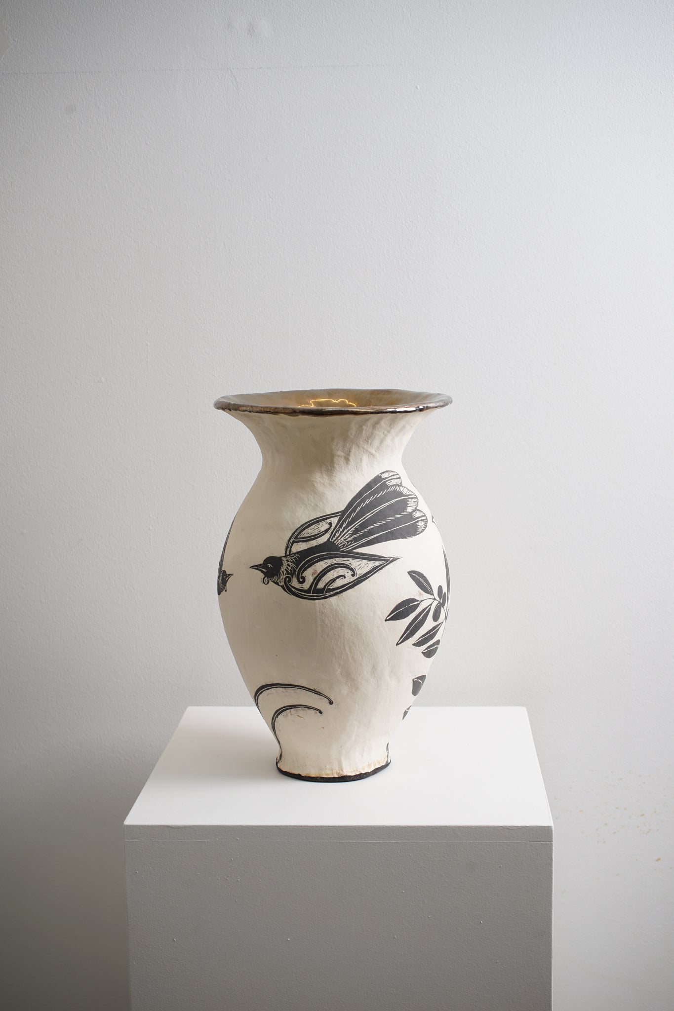 Toru Tui Vessel - Large Sgriffito Vase